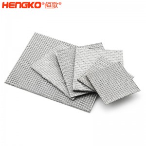 源頭廠家供應(yīng)不銹鋼五層燒結(jié)網(wǎng)濾板耐腐蝕，應(yīng)用于泥沙污水處理